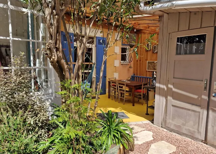 Fleur Des Bois Guest house